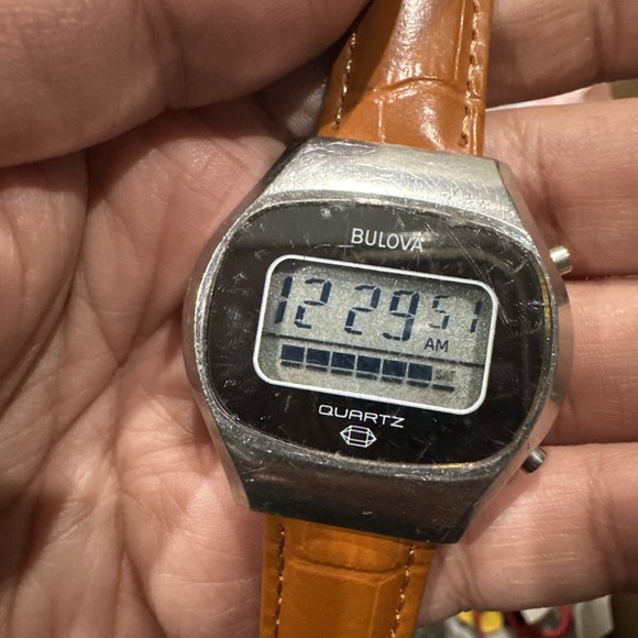 Working Rare Bulova N7 Digital Mens VTG Watch Quartz Brown 40mm New Battery 8in" - Picture 6 of 12